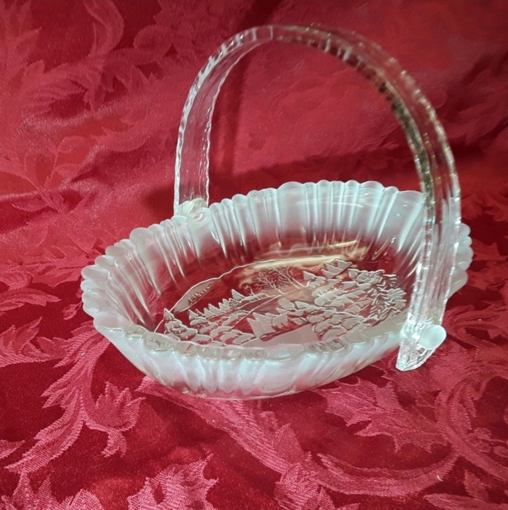 Holiday Crystal Basket